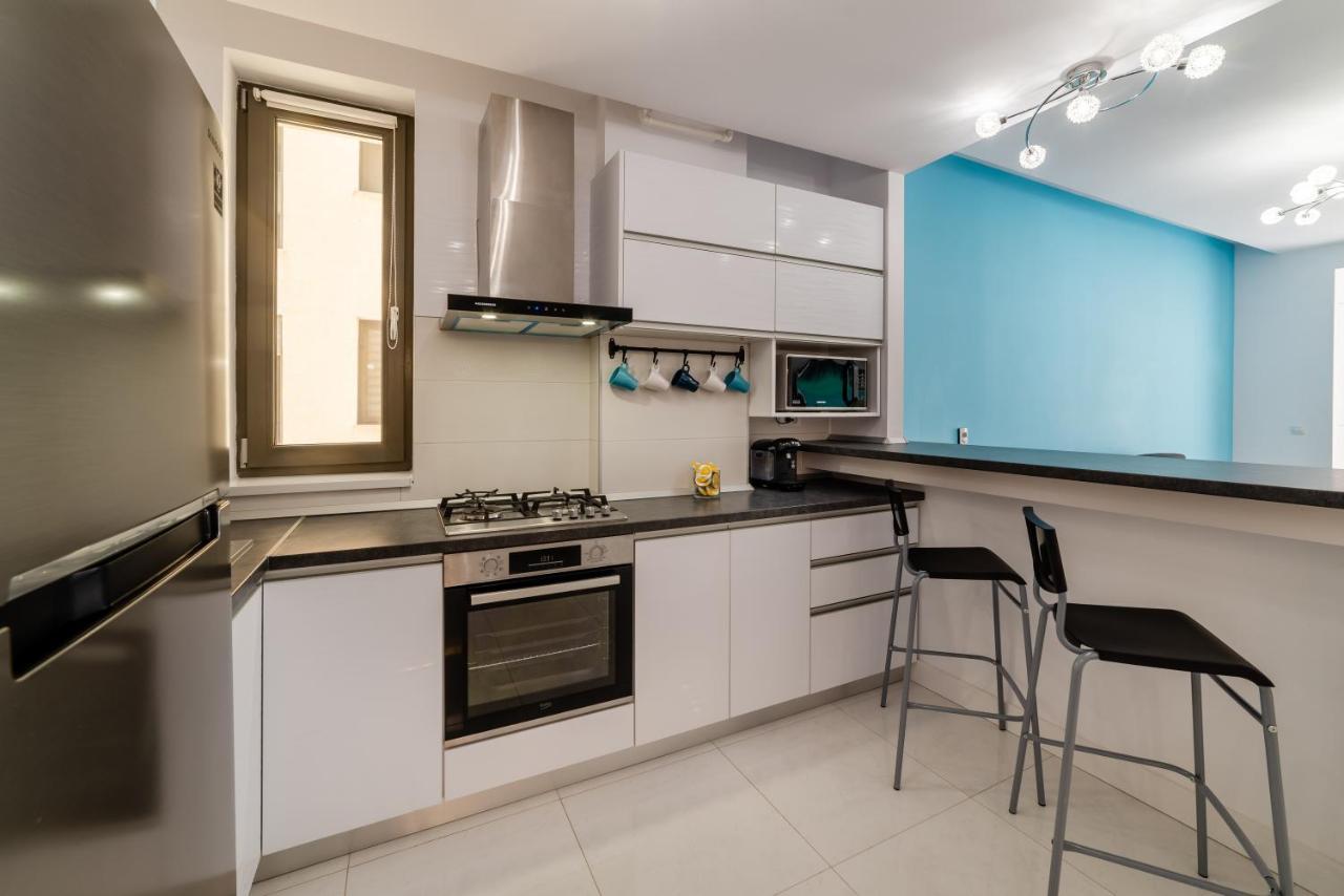 Bliss M&M By Onix Blue Apartment นาโวดาริ ภายนอก รูปภาพ