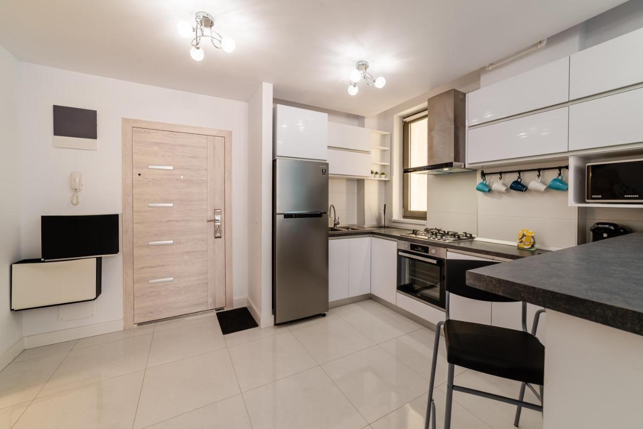 Bliss M&M By Onix Blue Apartment นาโวดาริ ภายนอก รูปภาพ